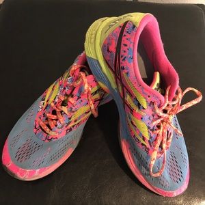 Running shoes